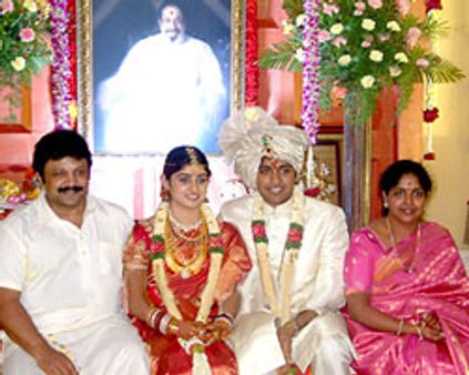 தாத்தா ஆனார் பிரபு!