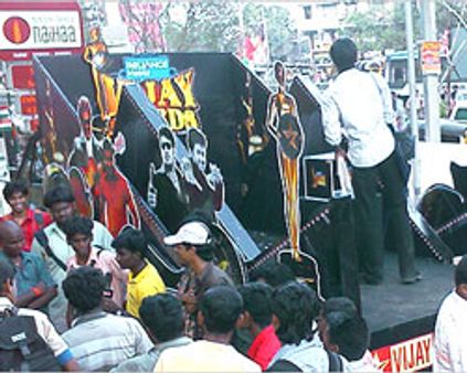 சிறந்த நடிகை யார்?- விஜய் அவார்ட்ஸ் ஓட்டெடுப்பு தொடக்கம்