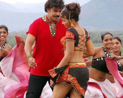 அஞ்சலியின் ~~ஆயுதம்~~