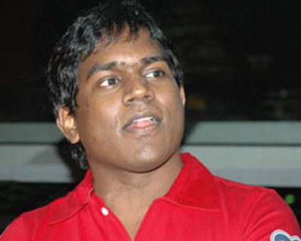 பாலிவுட்டுக்கு இசையமைக்கும் யுவன்