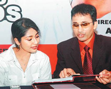 தமிழச்சியா பிறக்கலையே .. நவ்யா