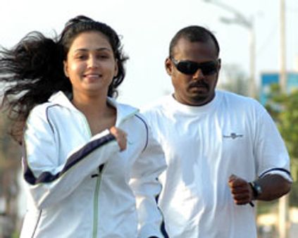 ~~காதலிக்க நேரமில்லை~~ பசுபதி!