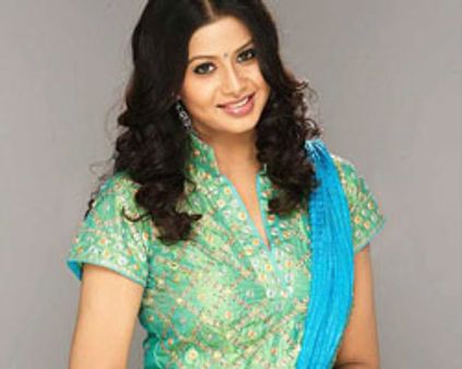 ரசிகாவுக்கு கல்யாணம்?