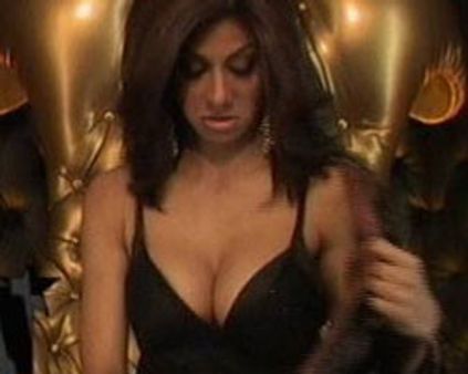 யோகா டீச்சராக மாறிய ஷில்பா-சிடி வெளியிடுகிறார்!