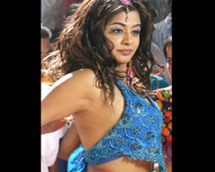 எல்லா புகழும் அமீருக்கே!-பிரியாமணி