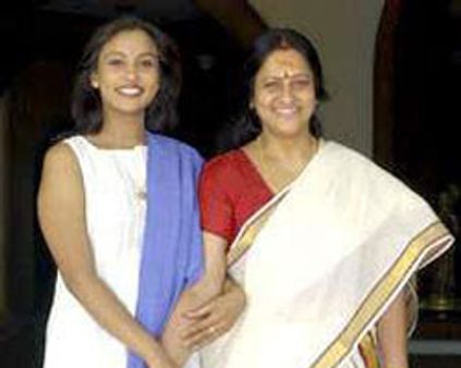 சீமா மகள்- ~~சிலந்தி~~ முன்னா கல்யாணம்!