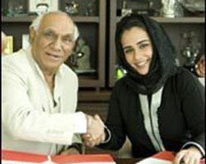 துபாயில் யாஷ்சோப்ரா ~~தீம் பார்க்~~