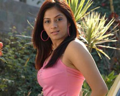 ~~பதுக்கம்மா~~ சிந்து துலானி!