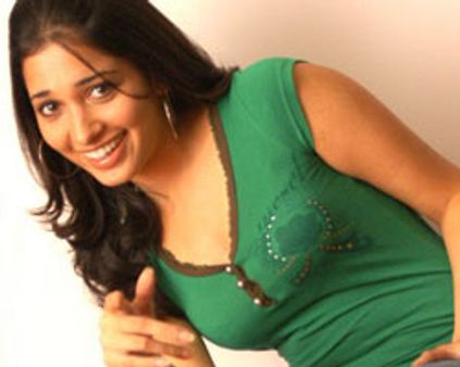 தமன்னாவின் ~~ஜப் வி மெட்~~!