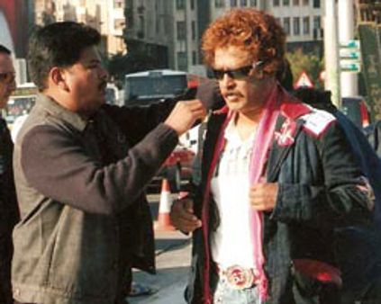 சிவாஜியை மிஞ்சணும் ரோபோ!- இது ஷங்கர் சபதம்