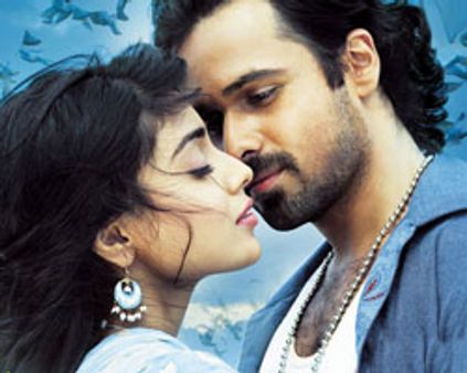 லிப் டு லிப் நிஜம்தான்! - ஸ்ரேயா