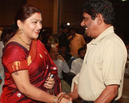 சிறந்த நடிகை குஷ்பு - நடிகர் அபிஷேக் - தொடர் செல்வி