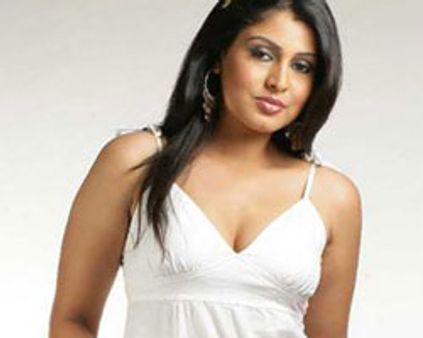 வாடா...சுந்தர்.சி-ஷெரில்