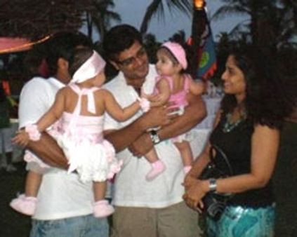 சமீராவுடன் ஜோடி போடும் அஜீத்!