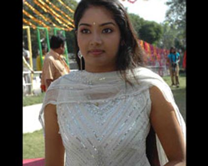 லக்ஷனாவின் புதுப் படம்