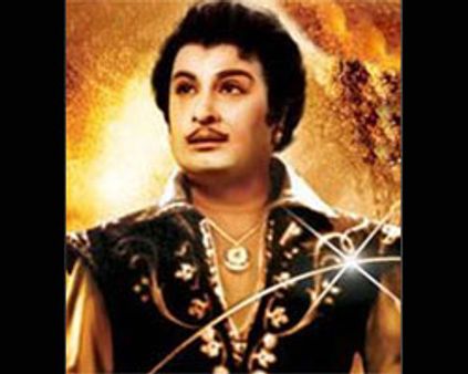 எம்.ஜி.ஆர் படங்கள்: பரபரப்பு தீர்ப்பு!