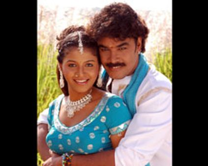 ~~இம்சை~~ நாயகிகள்-சுந்தர்.சி டென்ஷன்