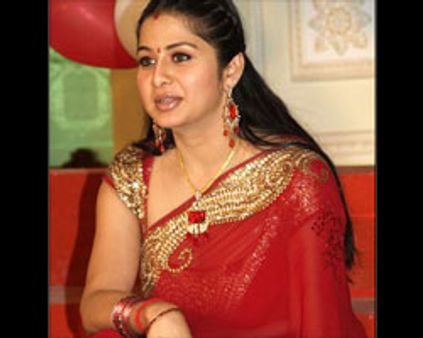 காதலை எதிர்க்கிறார்கள்.. சங்கீதா