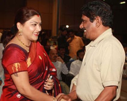 இயக்குனர் சங்க தலைவர்: பாரதிராஜாவுக்கு தடை!