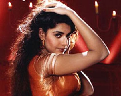 துணை நடிகரை மணக்கும் மகேஸ்வரி!