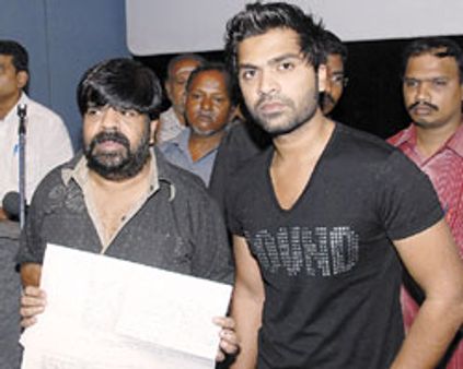 நான்தான் குடித்துவிட்டு கார் ஓட்டினேன்...-சிம்பு டிரைவர் வாக்குமூலம்!!