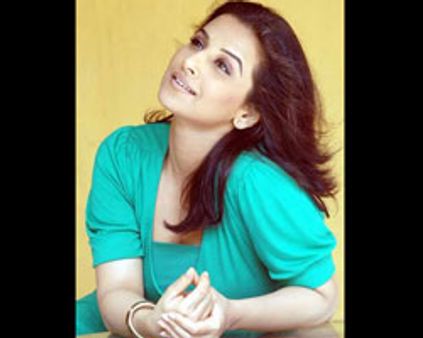 ஷாரூக் மனைவியை கொல்வேன்-வித்யா பாலனின் ~~வெறி~~!