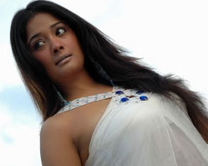 வாடா வதந்தி - கிரண் மறுப்பு