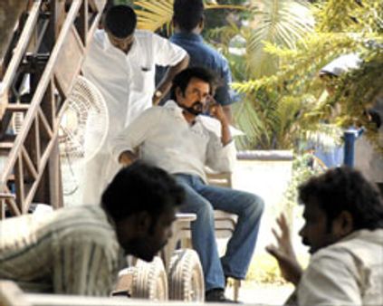 கோவாவில் ரஜினி - ஐஸ்வர்யா டூயட்!!