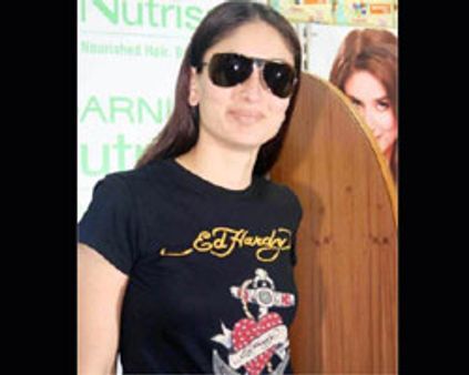 ~~சைட்~~ தொடங்கும் கரீனா!