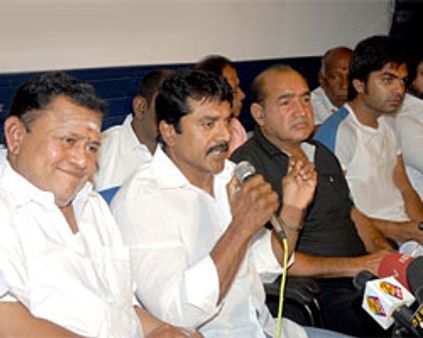 ராமேஸ்வரம் பேரணி: நடிகர்-நடிகைகள் வரவில்லை!