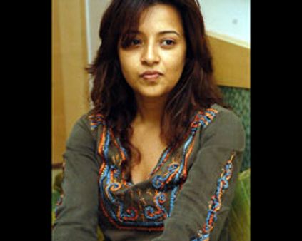 இழுபறியில் ~~ஆயிரத்தில் ஒருவன்~~!