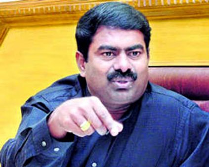 காங்கிரஸ் மீது சீமான் கடும் தாக்கு