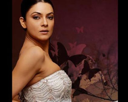 பெனாசிர் வேடத்தில் சுஷ்மிதா