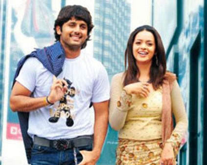 பாவ்னா.. ஒரு ரூம்- ஒரு ரூமர்!