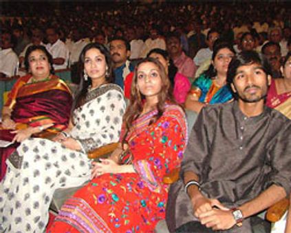 ~~சிலக்கம்மா~~ தனுஷ்!