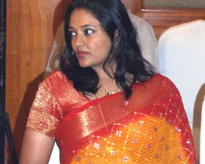 விஜய்க்கு அம்மாவான ரஞ்சிதா!