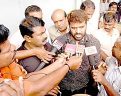 அமீர்-சீமான் ஜாமீனை எதிர்த்து காங். வழக்கு!