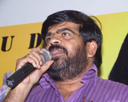 பத்து ரூபா டிக்கெட் கிடைக்கிறதில்லே..டிஆர்