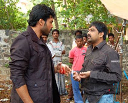 நயன்தாரா ஒரு விசித்திரம் - லிங்குசாமி