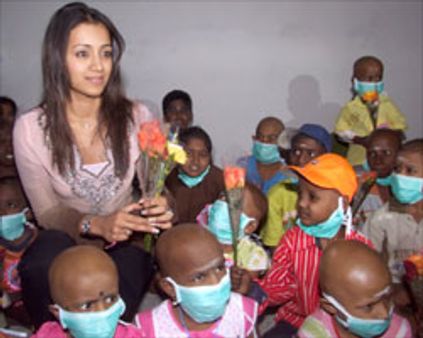 திரிஷாவின் அர்த்தமுள்ள பிறந்தநாள் கொண்டாட்டம்!