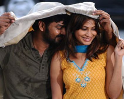 விஜயலட்சுமியின் ~~காதல் கோட்டை~~!