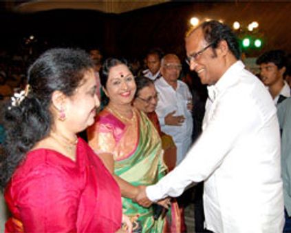 சரோஜாதேவி... ரஜினி கலகல...!