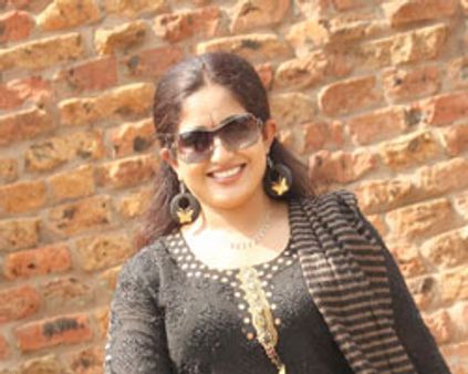 நயன் படத்தைப் பிடித்த காவ்யா!