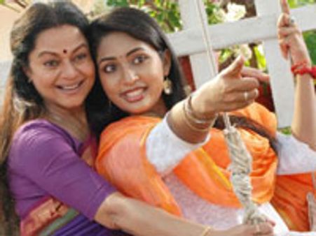 யாரிடமும் வாய்ப்பு கேட்க மாட்டேன்-நவ்யா