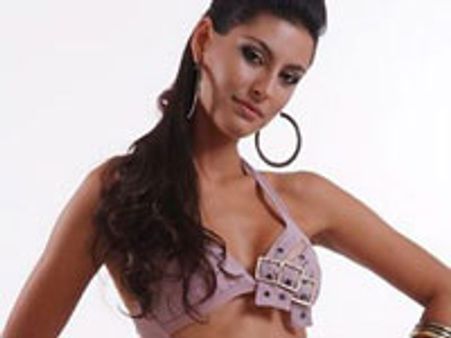 ஒரு அழகியின் பரிதாப மரணம்!