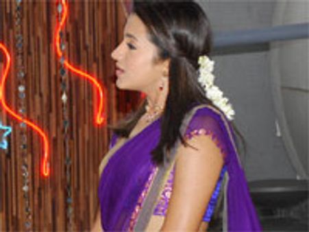 தனுஷுக்கு புது ஜோடி த்ரிஷா - ஷ்ரேயாவுக்கு கல்தா!