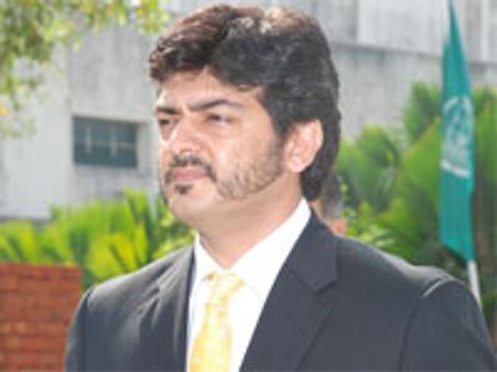 அருவா மீசை ~~தல~~!