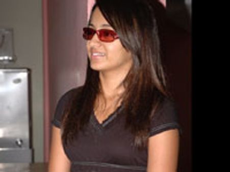 காதலர் தினம் தேவைதானா?-த்ரிஷா