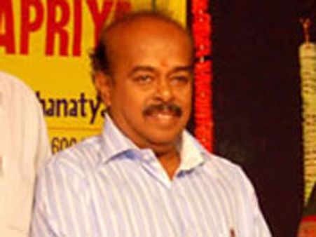 திருட்டு விசிடி: நாளை பட அதிபர்கள் கூட்டம்!