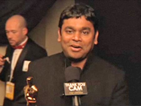 2 ஆஸ்கர் விருதுகளை வென்றார் ஏ.ஆர்.ரஹ்மான்.. ~~ஜெய் ஹோ~~!!!